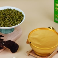 Soupe d'été sucrée à la cantonaise ancienne : Chenpi, graines de lotus et haricots mungo