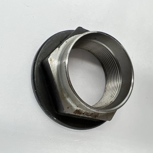 Tuerca Hexagonal con Brida y Inserto de Nylon, Autoblocante de Acero Inoxidable, Mecanizada por CNC - Product Image 4