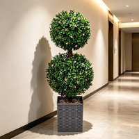 Arbre Topiaire Artificiel en Plastique Double Boule de Buis en Pot, Plante Décorative Végétale pour Extérieur et Intérieur, Idéal pour Cérémonies de Remise des Diplômes