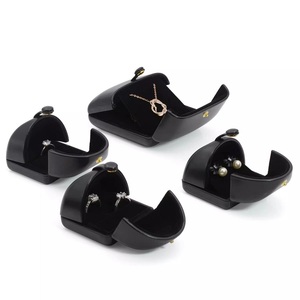 MIO Doppeltür offenes Leder PU Schmuck Luxus Ring <span class=keywords><strong>Box</strong></span> Halskette Ohrringe Verpackung Geschenk Metall Knopf boxen - Product Image 2