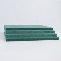 Panneau MDF imperméable vert 9mm 12mm 15mm 18mm résistant à l'humidité pour la fabrication de meubles de cuisine, de salle de bain et l'usage intérieur