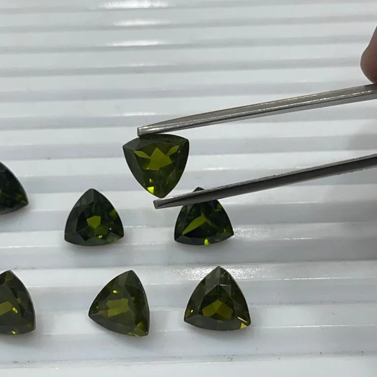 Gem Quality Natural Vesuvianites Trillion Cut Calibrated Idocrase Gemstones Bulk Product Handmade Natural untreated Gemstone