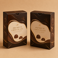 Boîte personnalisée à fond auto-scellant avec couvercle rabattable, pelliculage mat, impression offset, recyclable et écologique pour chocolats et bonbons emballés individuellement