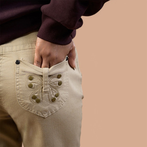 Pantalones Vaqueros de Mujer al por Mayor, Cintura Alta, Elásticos, Casuales, a la Moda, con Logotipo Personalizado, Fabricante OEM ODM, Pantalones Vaqueros de Mujer para Uso Diario - Product Image 4