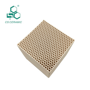 หกด้านรูขนาด4.0มม. 100*100*100 <span class=keywords><strong>Cordierite</strong></span> รังผึ้งเซรามิค - Product Image 1