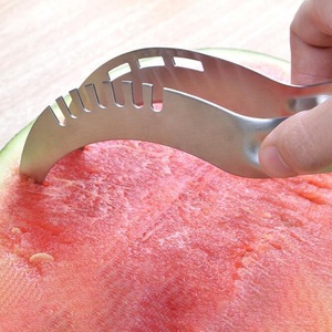 Cortador de sandía de acero inoxidable, herramienta de corte de frutas de doble cabezal para uso en la cocina - Product Image 3
