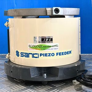 Nuevo Alimentador Piezoeléctrico SANKI 220V para Equipos, Ahorro de Energía, Duradero, Suministro de Piezas Pequeñas, Máquina de Soldadura para Plantas de Fabricación, 1 Año - Product Image 4