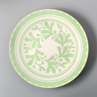 Assiette de table ronde en céramique sous glaçure verte à motif floral botanique, assiettes de présentation en porcelaine pour la décoration de la table à la maison
