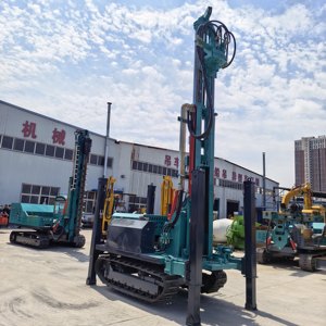 Machine de forage de puits d'eau mobile pour l'<span class=keywords><strong>exploitation</strong></span> des eaux souterraines en montagne et la construction de puits - Product Image 1
