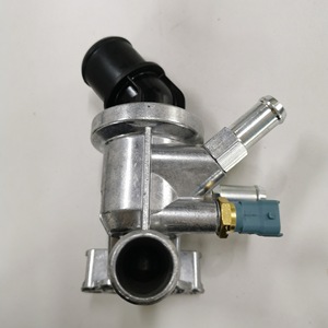 เทอร์โมสตัทเครื่องยนต์พร้อมเซ็นเซอร์สำหรับ GM Daewoo 80 องศา อะไหล่ทดแทน - Product Image 1