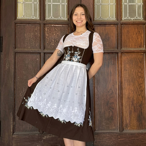 Women's Bavarian Style Dirndl <b>Dress</b> Knee-Length A-Line With Floral Embroidery Short Sleeve Vintage Folk Costume - Product Image 1