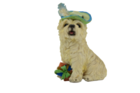 Artisanat en résine d'un petit chien mignon joueur de tennis pirate et sauveteur dans un style créatif
