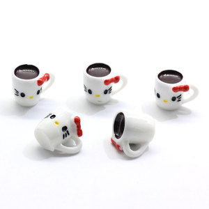 Resina de alta calidad miniatura taza de <span class=keywords><strong>café</strong></span> colgantes <span class=keywords><strong>Kawaii</strong></span> resina tazas de <span class=keywords><strong>café</strong></span> colgantes Mini casa de muñecas <span class=keywords><strong>café</strong></span> tazas de cuentas de la joyería de DIY - Product Image 5