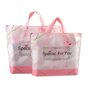 الجملة جديد خاص تصميم مخصص الوردي الأزرق Pe البلاستيك حقيبة يد مطبوعة حقائب بلاستيكية الجملة