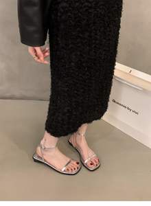 Tendencias de moda de verano: sandalias de mujer con punta abierta, versátiles, con diseño de tiras y una falda resistente. - Product Image 6