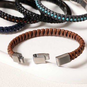 Pulsera Unisex de Moda, Hecha a Mano, con Cuentas de Ojo de Tigre y Cuerda Trenzada Multicapa, de Cuero, Personalizada, por JUSTOP, Hecho en China, MOQ 30 - Product Image 1