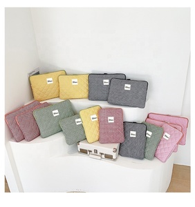 Housse de protection matelassée en coton <span class=keywords><strong>à</strong></span> carreaux personnalisée antichoc de haute qualité avec fermeture éclair pour ordinateurs portables - Product Image 4