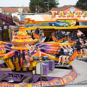 Máquina de Atracciones Passion Jump Suministrada por el Fabricante, Atracciones de Parque de Diversiones para Niños, de Madera y Acero, para Centros Comerciales - Product Image 1