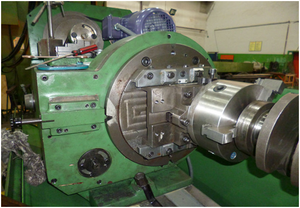 Máquina Rectificadora de Cigüeñales y Árboles de Levas MQ8260C de Alta Productividad, Suministro Directo del Fabricante - Product Image 3