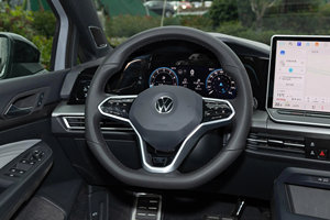 ขายส่งรถยนต์ Volkswagen Golf 230TSI ปี 2025 รถเก๋งสำหรับแท็กซี่ โรงเรียนสอนขับรถ รถรับจ้างผ่านแอพพลิเคชั่น พวงมาลัยซ้าย รถใหม่ - Product Image 3