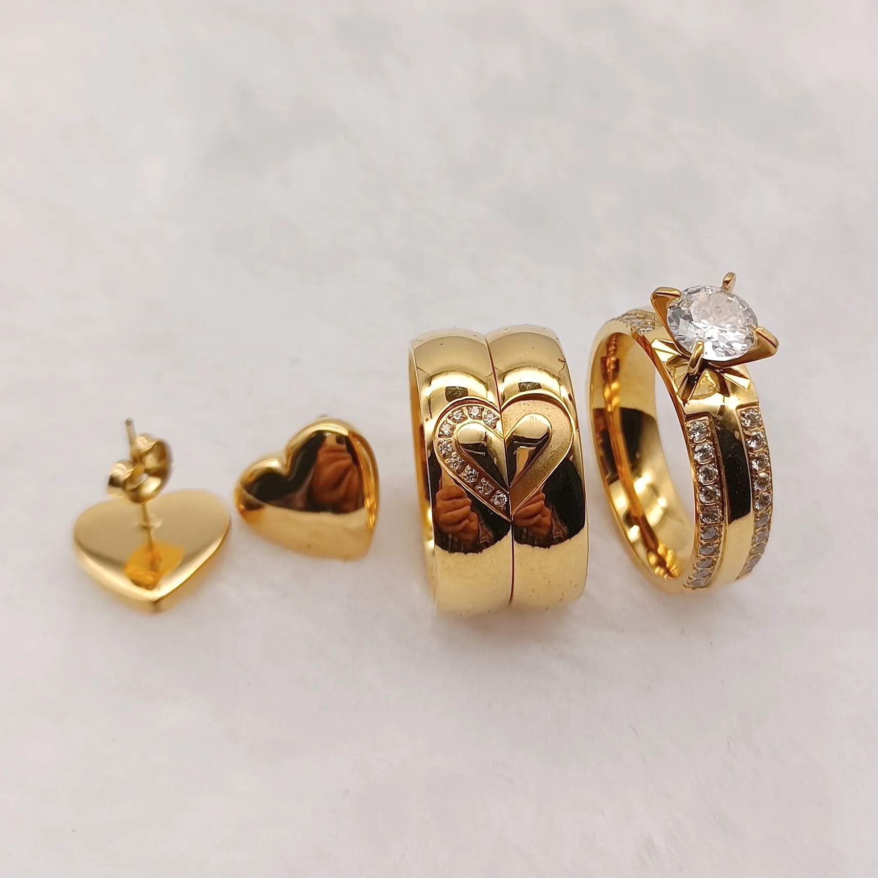 Schmuck Großhandel Ringe Verlobung Hochzeit Braut-Sets für Paare Designer Liebhaber Herz 18k Gold plattiert weibliche Ohrringe