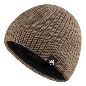 Cappello Lavorato a Maglia a Righe con Motivo a Fiocco di Neve, Berretto Invernale a Doppio Strato Foderato e Ispessito Senza Visiera, Stile Street Hiphop per Sport e Alpinismo - Product Image 6