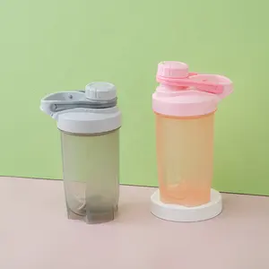 Özel Logo PP Protein dayanıklı bardak şişeleri taşınabilir sallamak hafif çalkalayıcı şişe