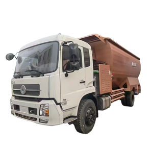 Mangiatoia industriale a quattro ruote a tre cavalli da progettazione per bovini e ovini mangiatoia da riproduzione a movimento libero spargitore di erba - Product Image 2