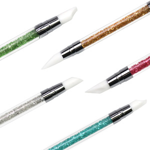 Stylo à double embout en silicone pour nail art, outil de gravure et de sculpture avec pointe à strass, brosse à ongles double usage avec tête en silicone pour manucure - Product Image 4