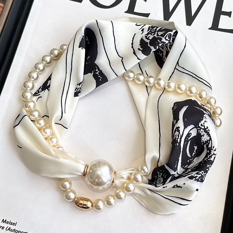 Camellia หัวเข็มขัดลูกปัดยาว-สีขาวข้าว