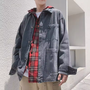 เสื้อโค้ทผ้ายีนส์สำหรับผู้ชายเสื้อแจ็กเก็ตใส่ทำงานยอดนิยมทรงหลวมเทรนด์เสื้อโค้ทแจ็คเก็ตบอมเบอร์พิมพ์ลายกันลม2023งาน OEM ตามสั่ง - Product Image 3