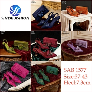 Sinya Nuovo Stile Set di <span class=keywords><strong>Scarpe</strong></span> e Borsa da Sposa per Donna <span class=keywords><strong>con</strong></span> Pietre, <span class=keywords><strong>Scarpe</strong></span> Femminili di Alta Qualità <span class=keywords><strong>con</strong></span> Borsa Abbinata - Product Image 2