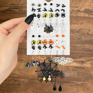 Punk mode noir araignée boucles d'oreilles ensemble pour femmes filles hommes Hip Hop Halloween Festival crâne boucle d'oreille bijoux de noël cadeau - Product Image 4