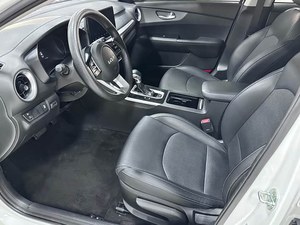 Voitures d'occasion à essence K3 automatiques 2021 à faible prix avec personnalisation intérieure, véhicule longue portée, taux de réachat 33% - Product Image 6