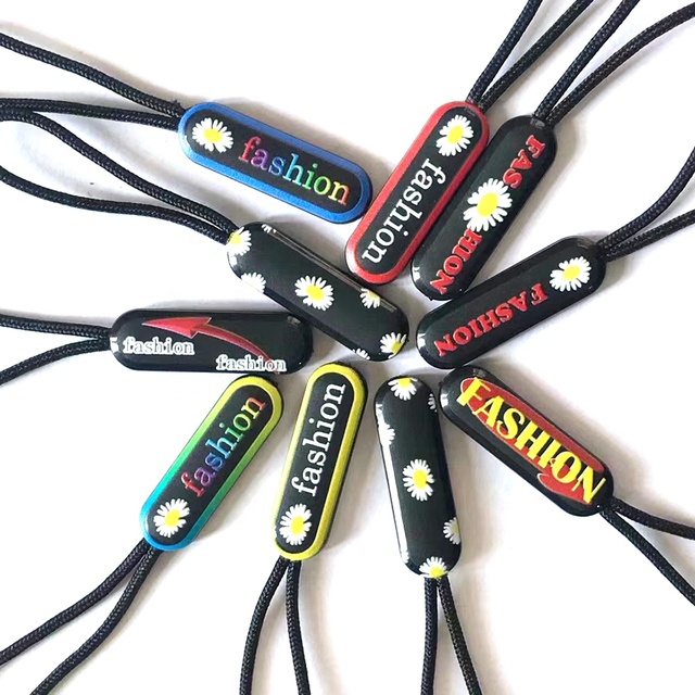 Custom Logo Zipper Puller with Embossed Design Made of Plastic Rubber Zipper Pull for Enhanced Durability