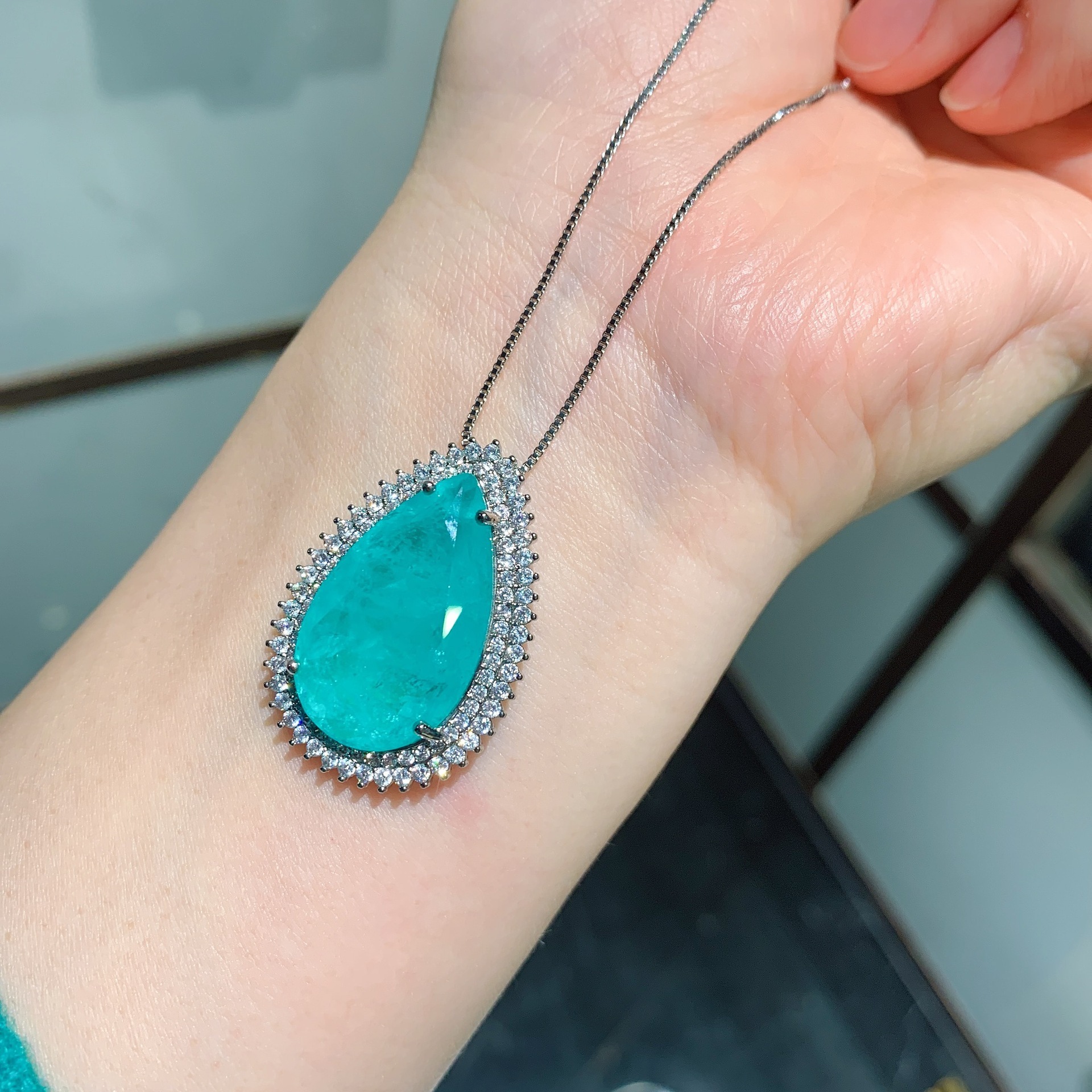 PA Green pendant