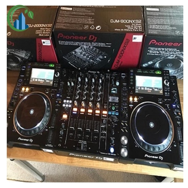 DJ Set 2x CDJ 2000 nexus2 nxs2 Nexus 2 1x DJM 2000 Nexus Mixer