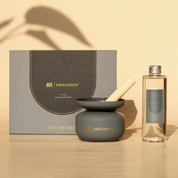 Diffuseur de parfum Mescente Luxury Scent pour salon, flacon en verre, bâtonnets en rotin