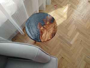 Tables en résine et en bois, fabrication artisanale, qualité supérieure, design unique, bois massif durable et combinaison de résine, parfait pour le salon - Product Image 3