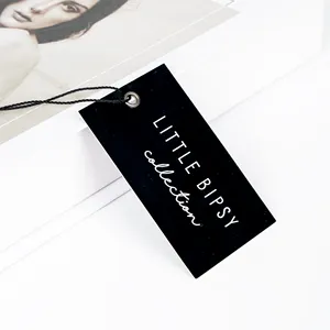 Etichetta personalizzata per etichette appese per abbigliamento in vari stili etichetta per abbigliamento in carta bianca nera per camicia