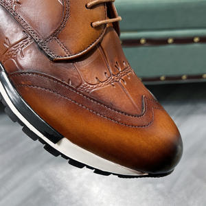 Scarpe da Uomo Fatte a Mano di Alta Qualità in Vera Pelle di Vitello con Logo Personalizzato, Articoli di Lusso Traspiranti in Stile <span class=keywords><strong>Casual</strong></span> alla Moda - Product Image 3