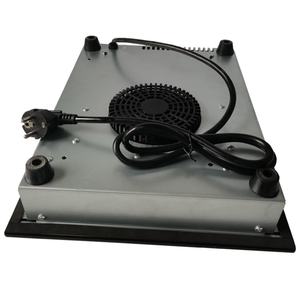 Table de cuisson à induction avec hotte intégrée - Product Image 1