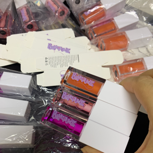 Plumping Lip Gloss Private Label Lip Oil Clear Glossy Vegan Lipgloss Plumper <strong>Flavoring</strong> Oil Fruit Tint Glow Private Label Lip Oil - Product Image 1