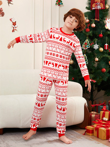 Pigiama Natalizio Coordinato per la Famiglia di Grande Successo, Set con Stampa Cartone Animato per l'Inverno - Product Image 6