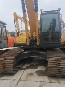 Excavadora japonesa de segunda mano KOBELCO SK200D de alta calidad en stock - Product Image 5