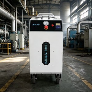 Sistema industrial de limpieza con hielo seco para rodillos de formación de alimentos y cuchillas de corte - Product Image 2