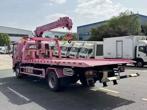 Camion de dépannage rose Sinotruk Howo 12T GVW avec grue de 5T, plateau 4x2 et bras de remorquage combiné pour le sauvetage routier multi-scénarios et le levage d'équipements - Product Image 3