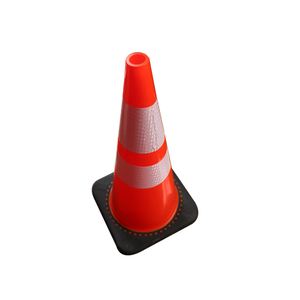 Cono de Tráfico de PVC Naranja de 70 cm (28 Pulgadas) de Buena Calidad al por Mayor - Product Image 1