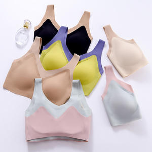 Popular Traceless Latex Breast Pad Naked Feel Sujetador deportivo Plus Size Wireless Push up Bra para niñas - Product Image 1