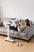 Mesita de noche de elevación móvil, mesa de estudio de trabajo, Manual manivela, altura ajustable sobre la cama, sofá, mesa auxiliar, bandeja para ordenador portátil, escritorio